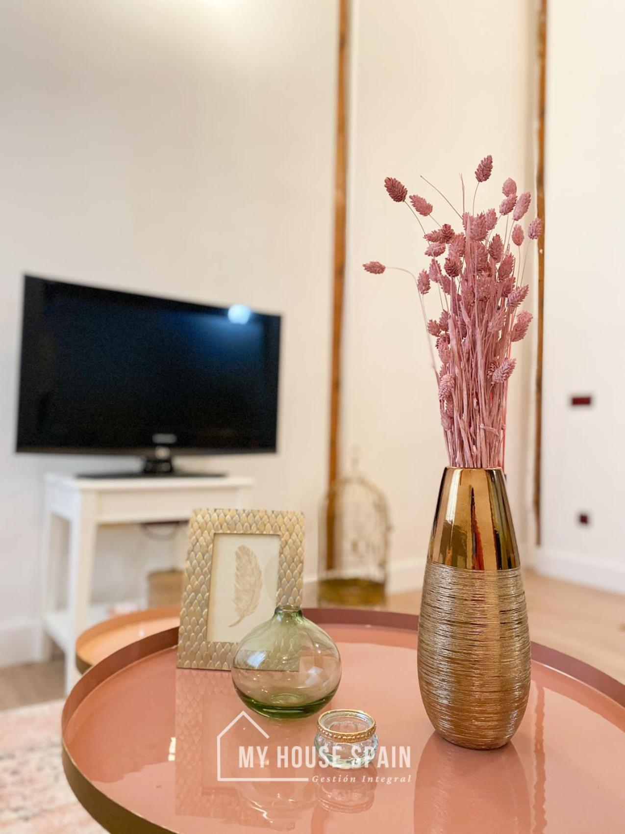 Myhousespain - Renovado Y Moderno Apartamento A 5 Minutos De Sol Мадрид Экстерьер фото